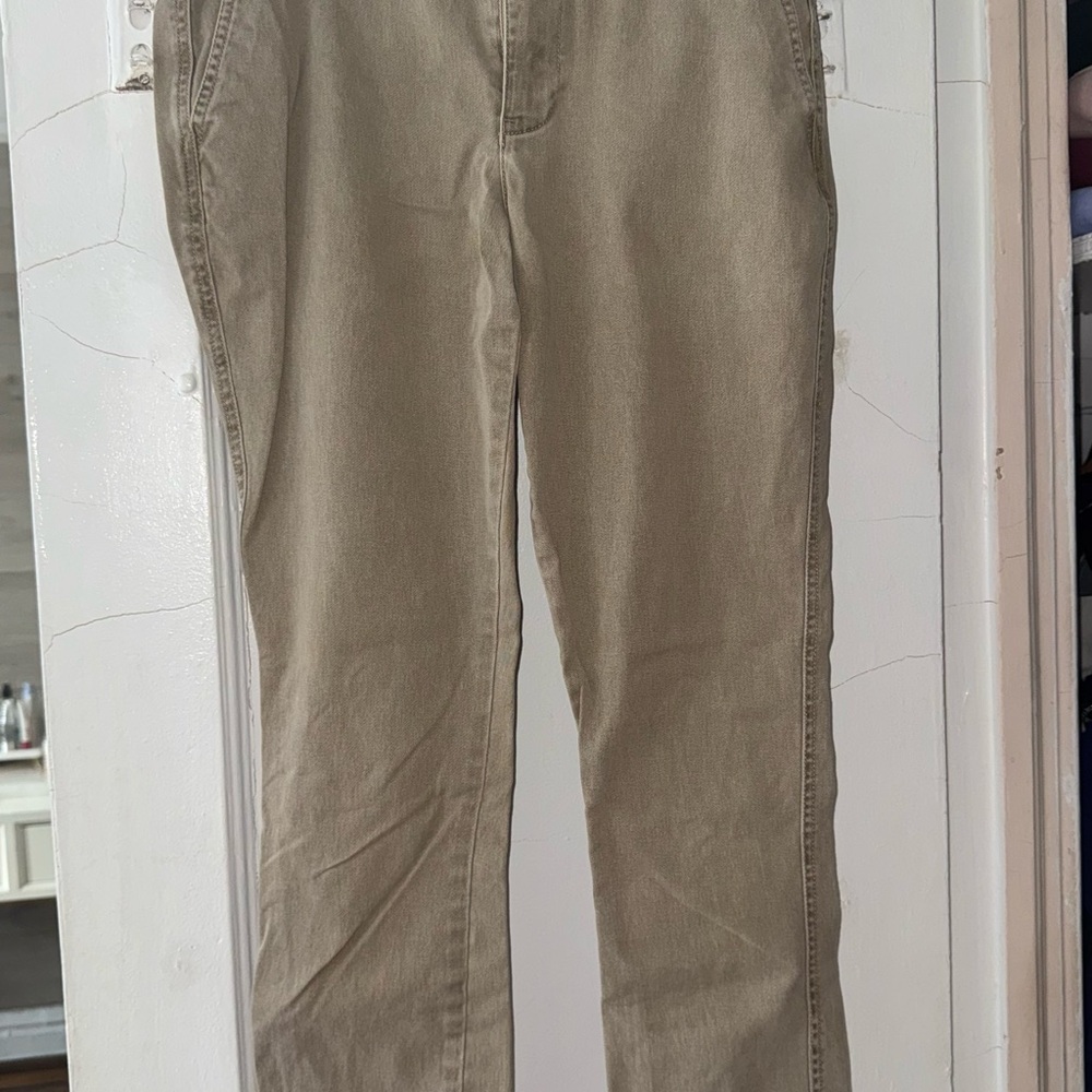 Abercrombie & Fitch Tan Capris